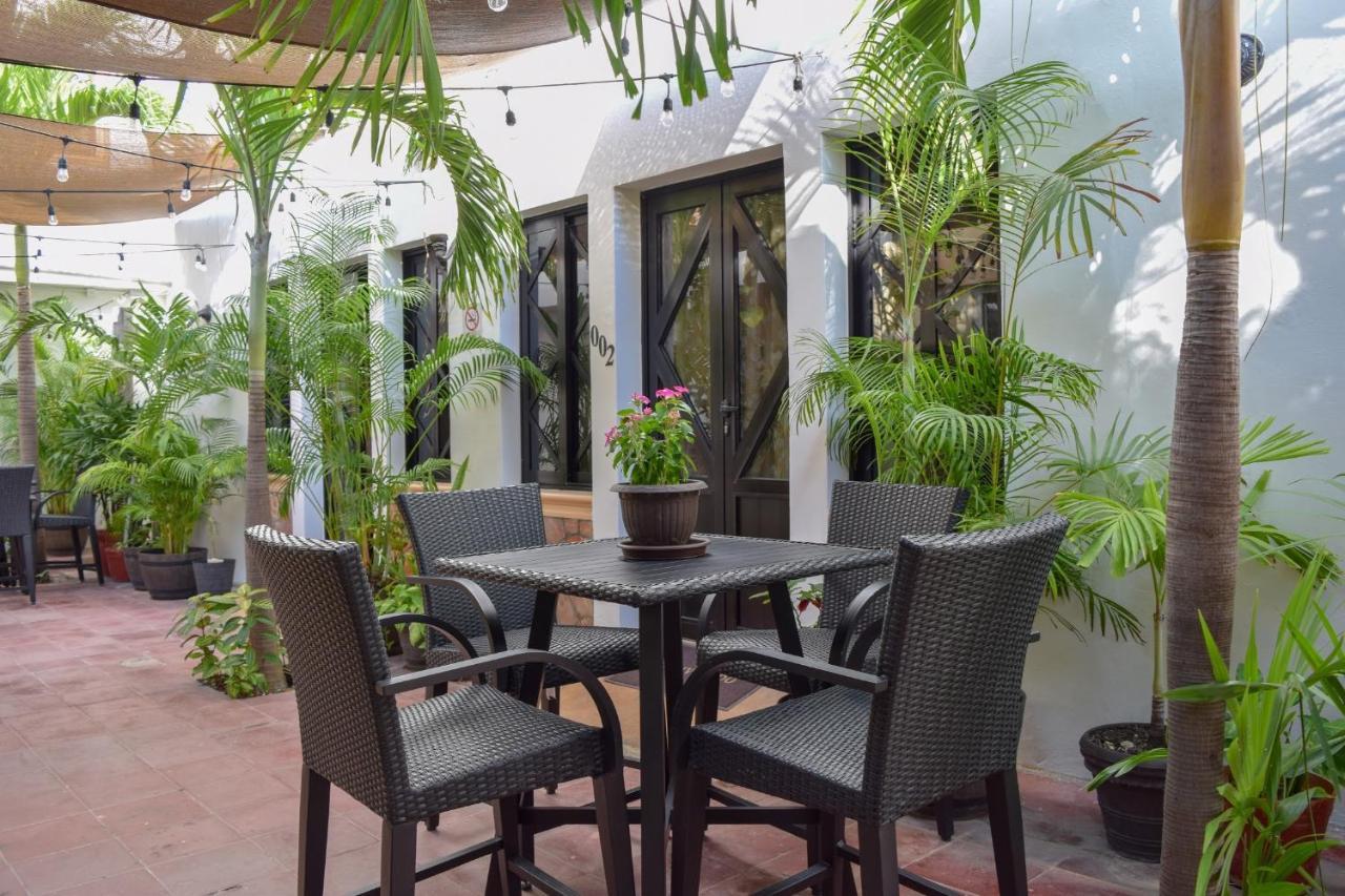 Hotel Bucaneros Исла Мухерес Екстериор снимка