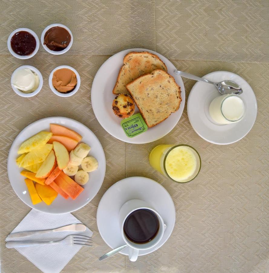 Hotel Bucaneros Исла Мухерес Екстериор снимка