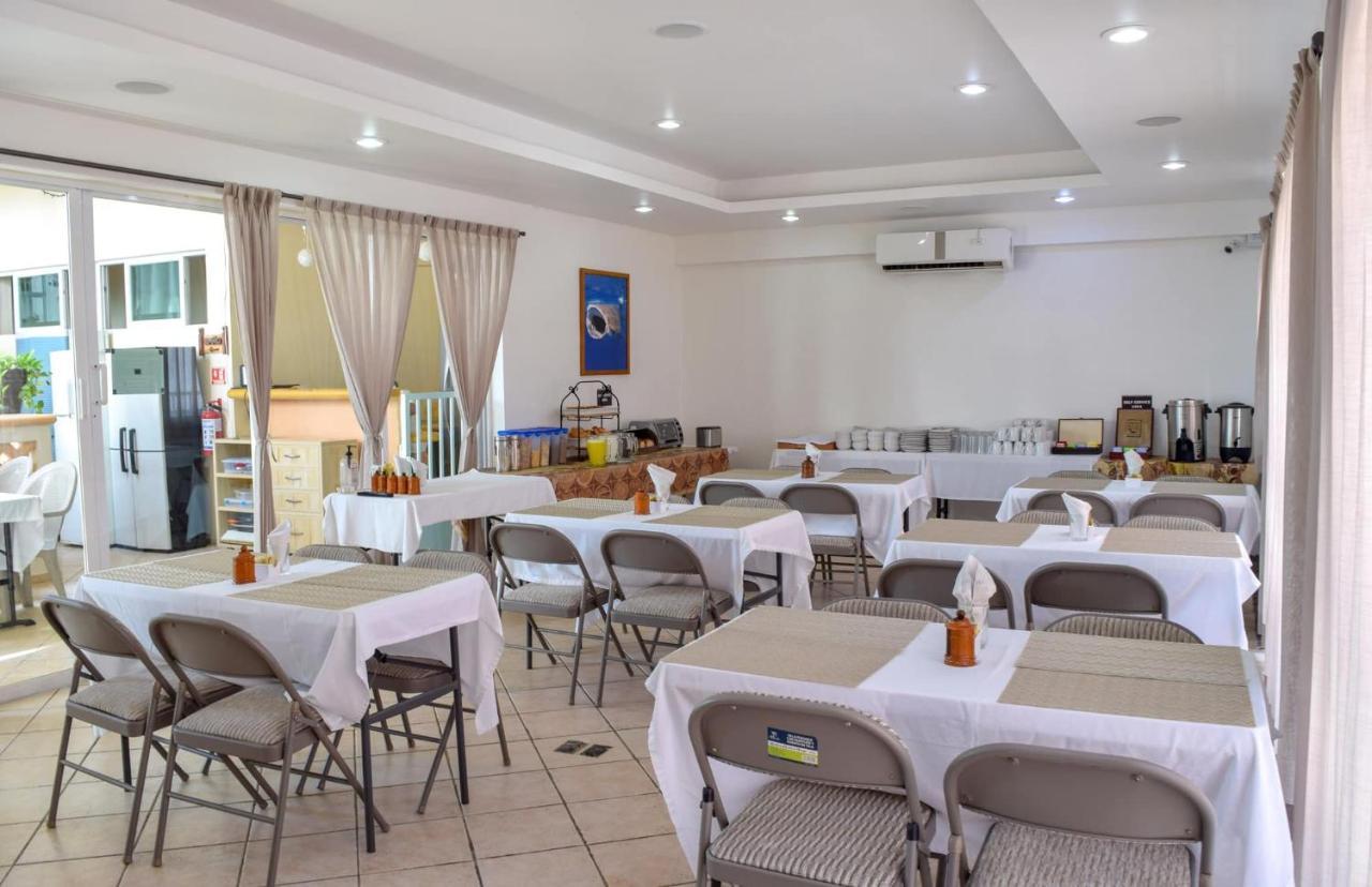 Hotel Bucaneros Исла Мухерес Екстериор снимка
