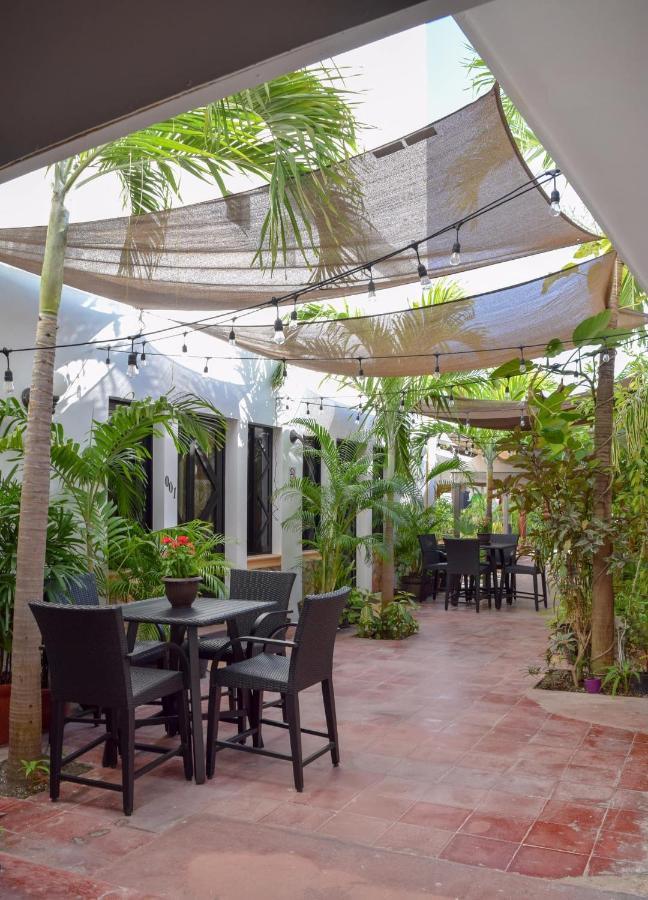 Hotel Bucaneros Исла Мухерес Екстериор снимка