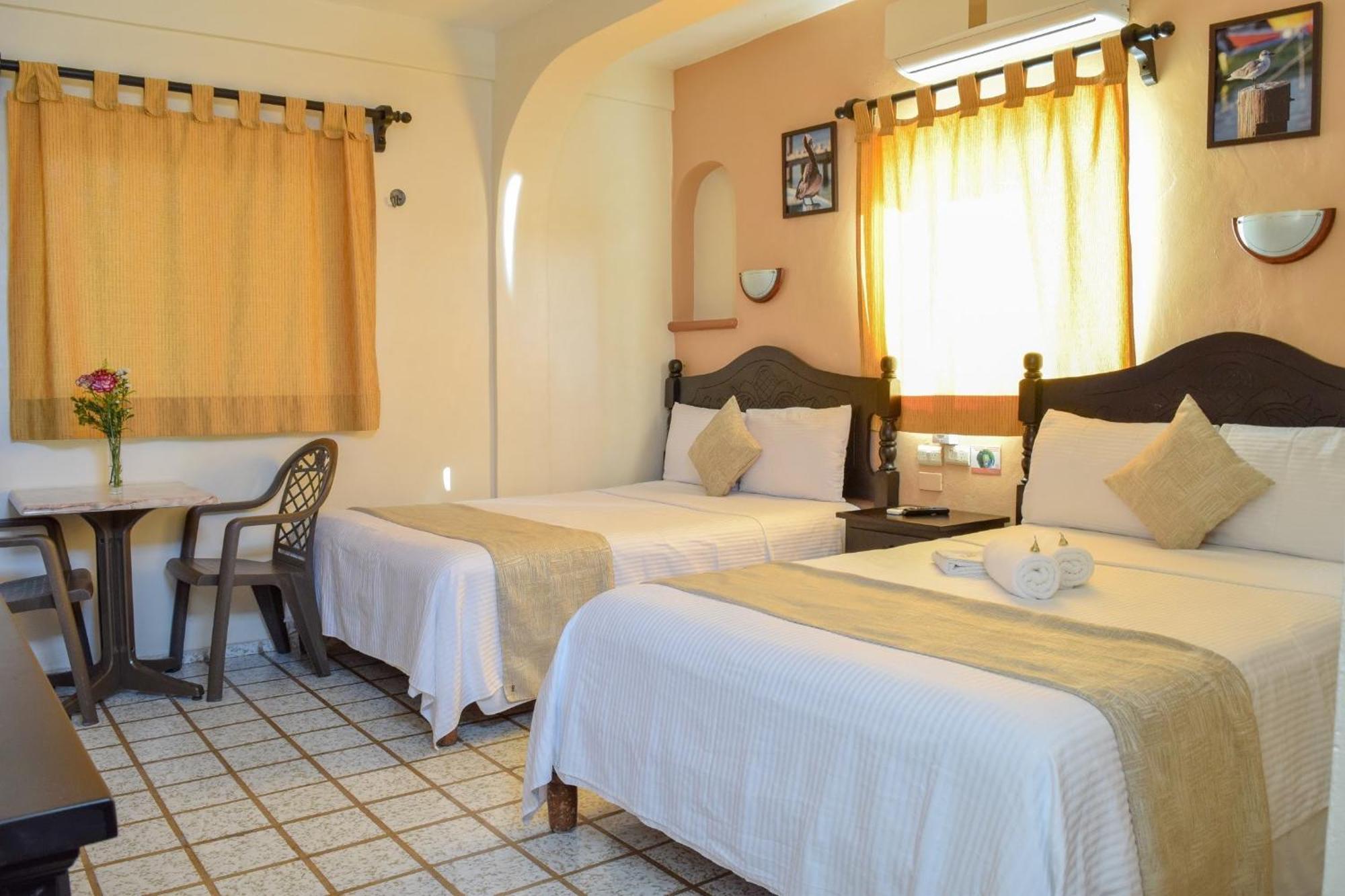 Hotel Bucaneros Исла Мухерес Екстериор снимка