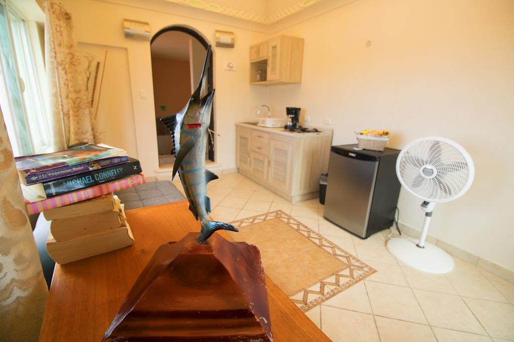 Hotel Bucaneros Исла Мухерес Екстериор снимка