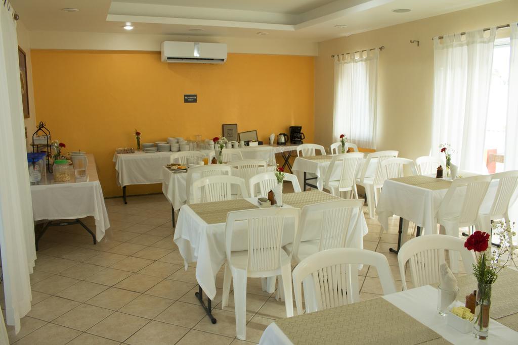 Hotel Bucaneros Исла Мухерес Екстериор снимка